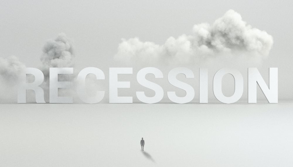 5 Reasons to Invest in Real Estate During a Recession